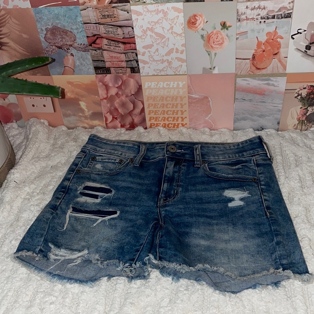 These are picture perfect, trendy shorts, do I really need to say more? 😁😁